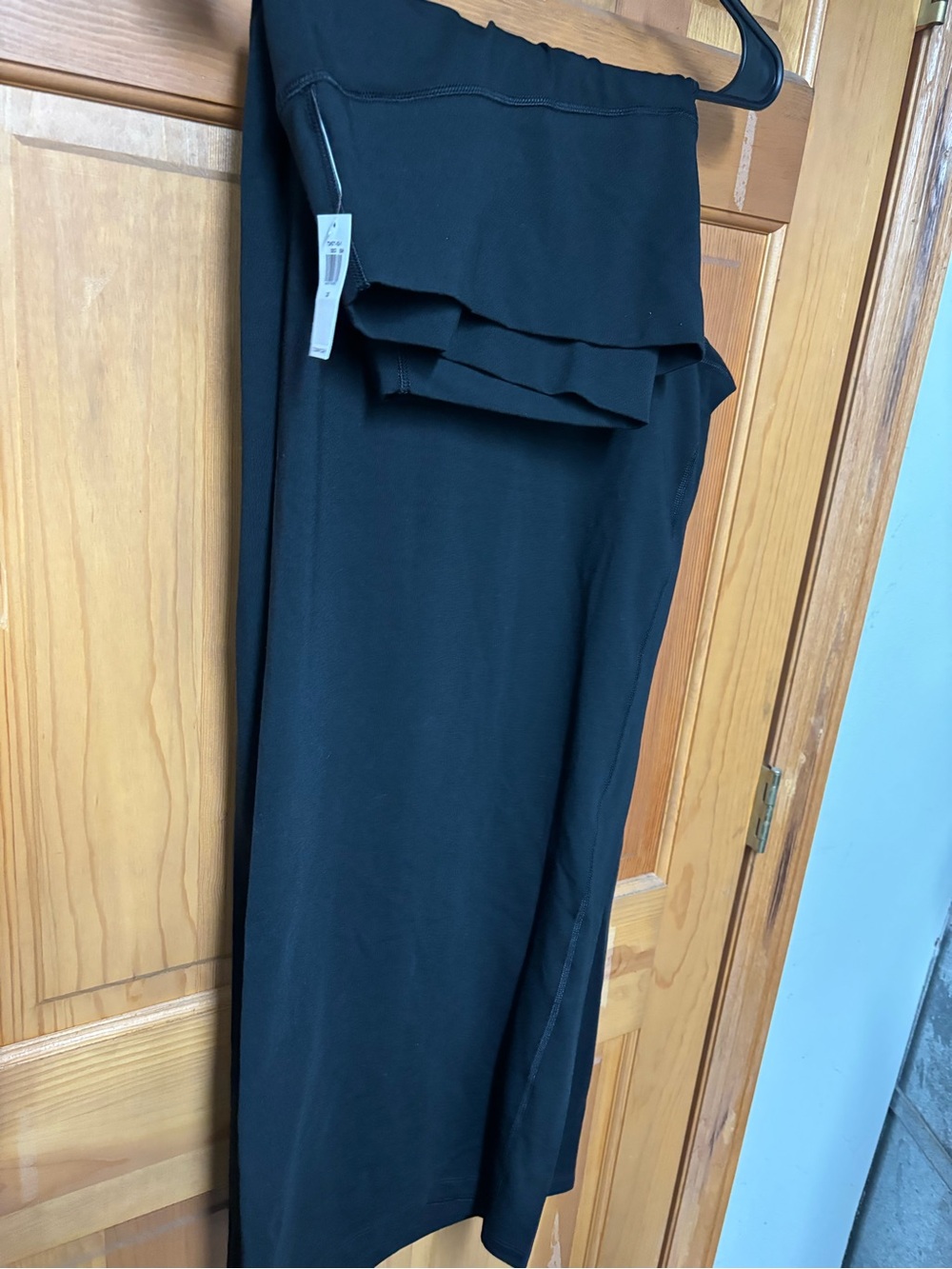 Old Navy Power chill high waisted wide leg pants - Women. 2x NWT Charcoal Grey